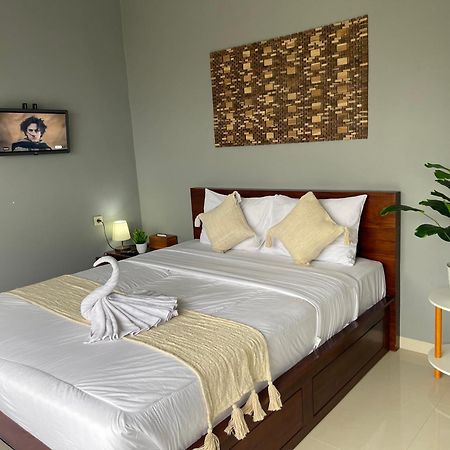 Batur Holiday Kubupenlokan Exteriör bild